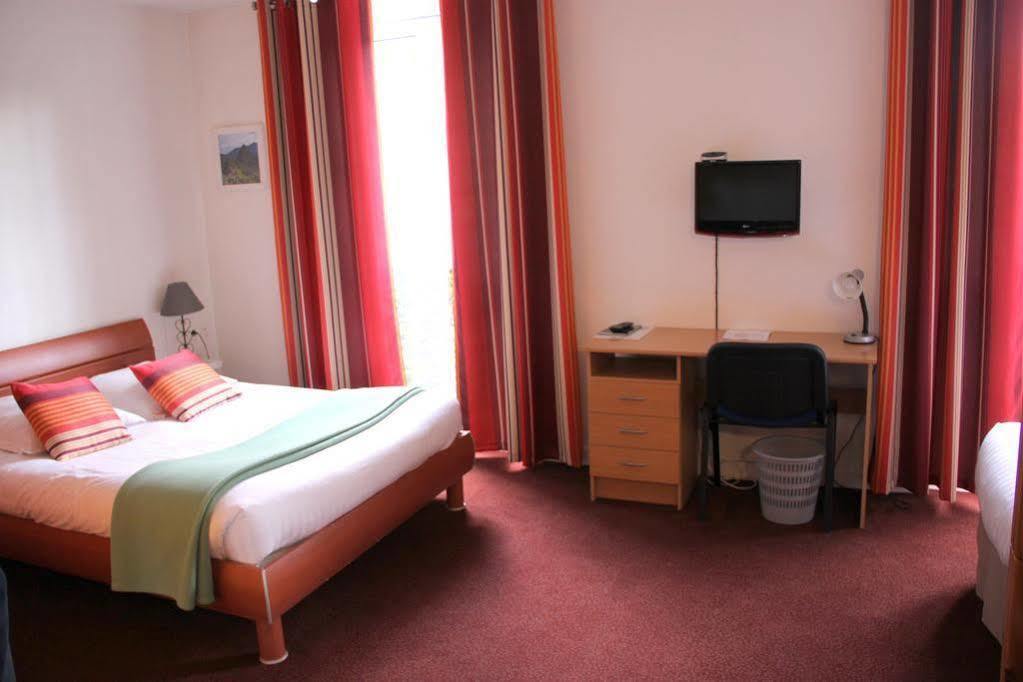 Agape Hotel Bessines Extérieur photo