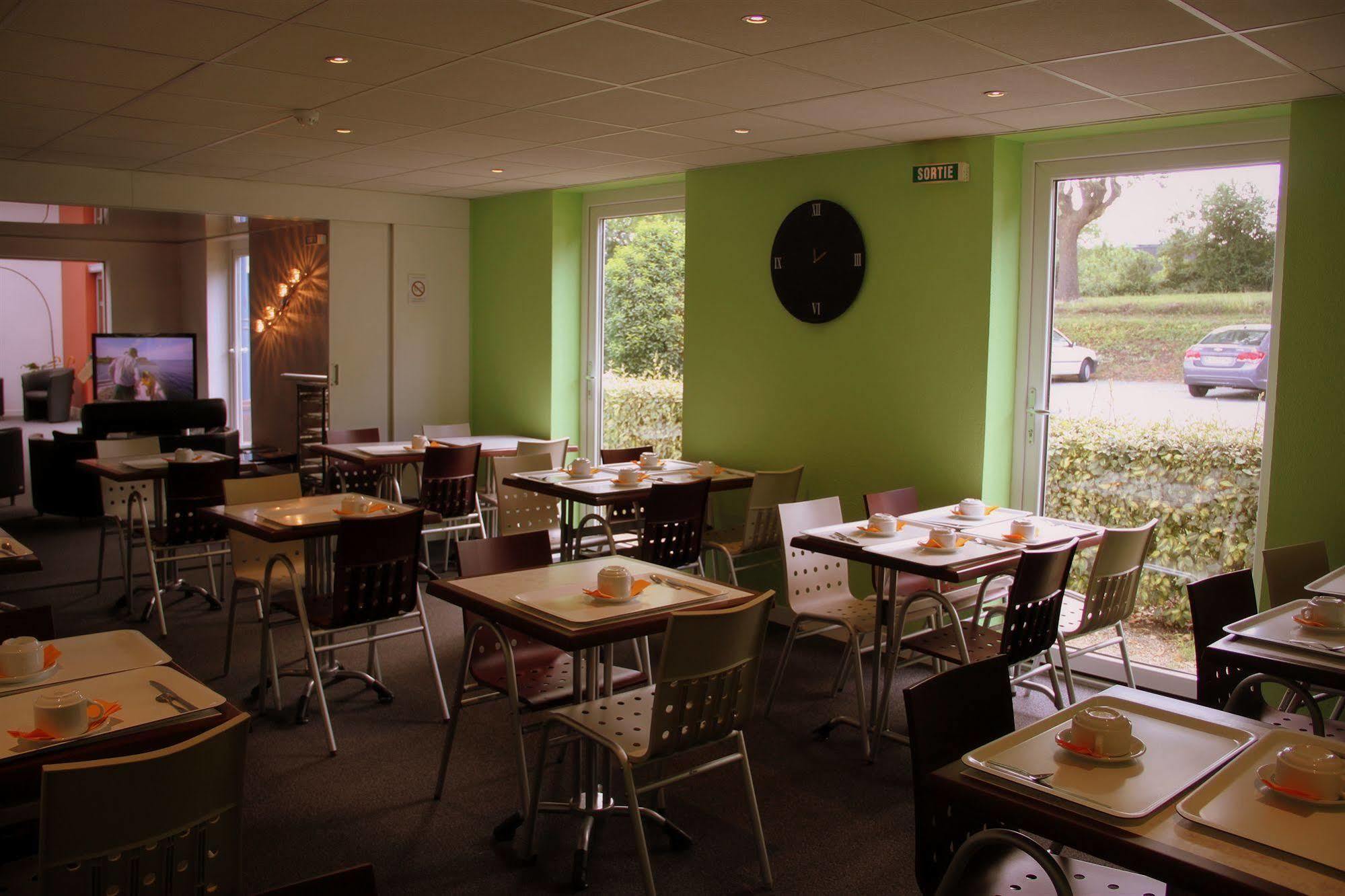 Agape Hotel Bessines Extérieur photo