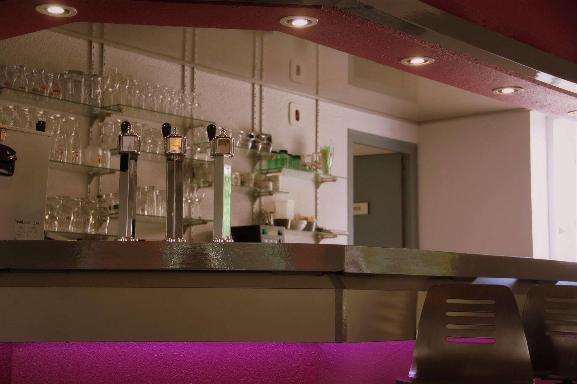 Agape Hotel Bessines Extérieur photo
